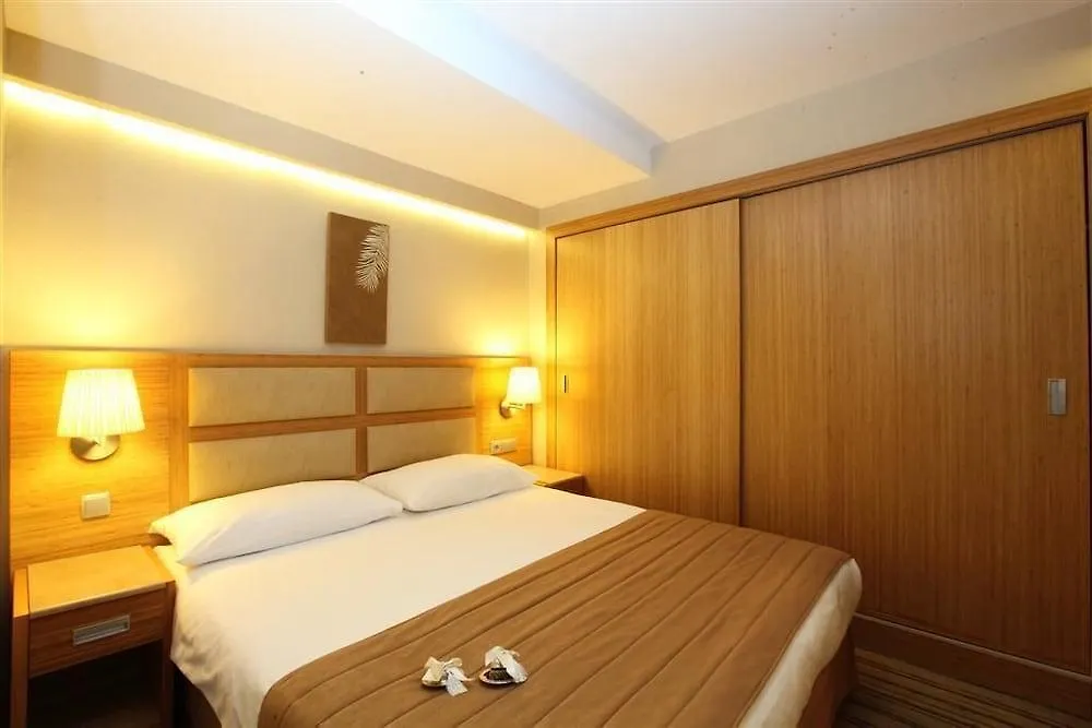 Hotel Venera Istanbul Old City 4*,